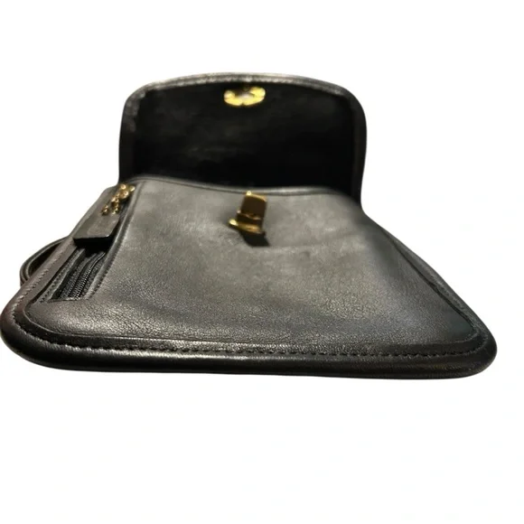Vintage Coach Tourist Pouch Passport Hipster Crossbody #6908 – Black Leather - Picture 6 of 11